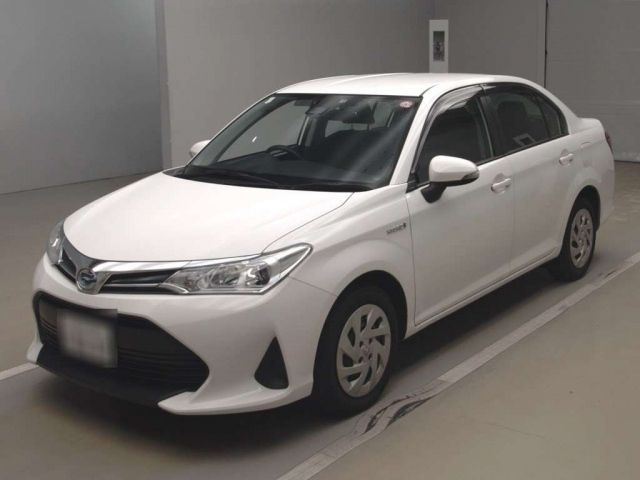 52051 Toyota Corolla axio NKE165 2018 г. (TAA Kantou)